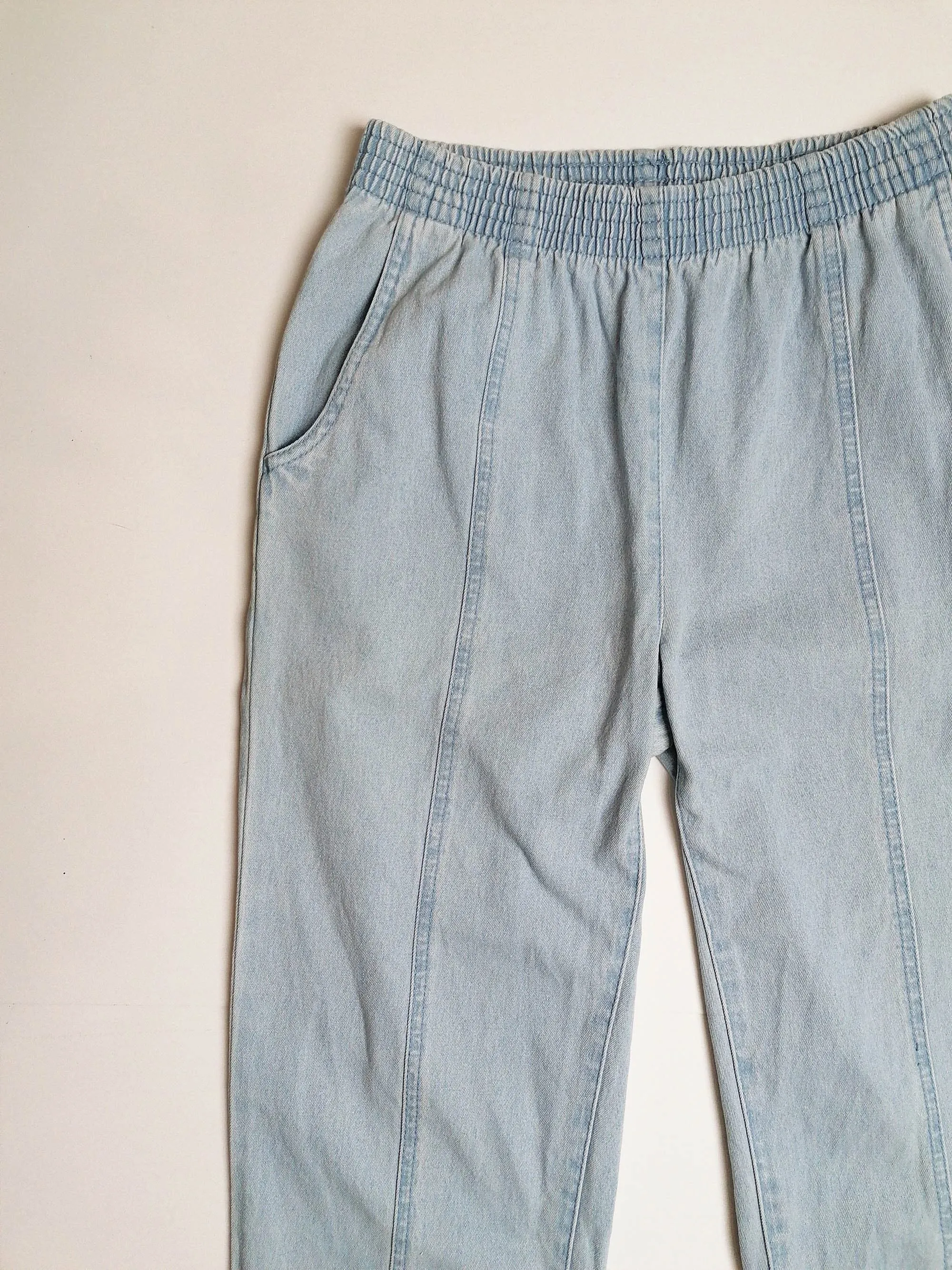 High Waist Elastic Mom Jeans - size S-M