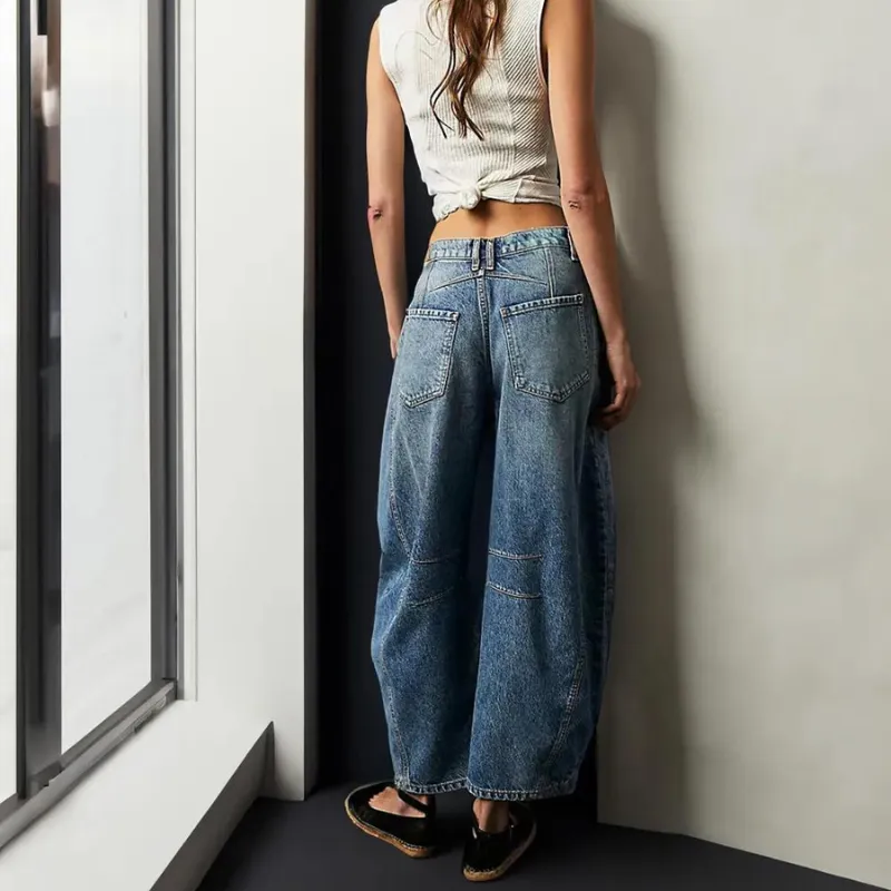 Mid Rise Barrel Jeans