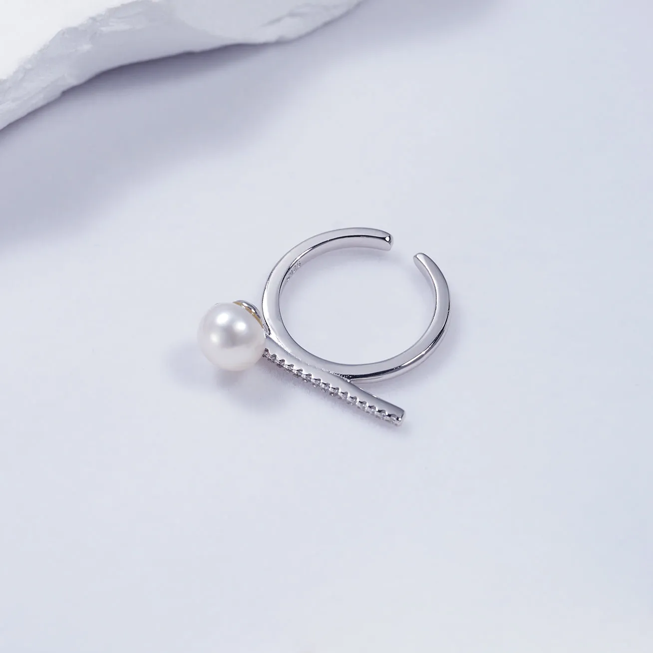 New Yorker Freshwater Pearl Ring WR00048