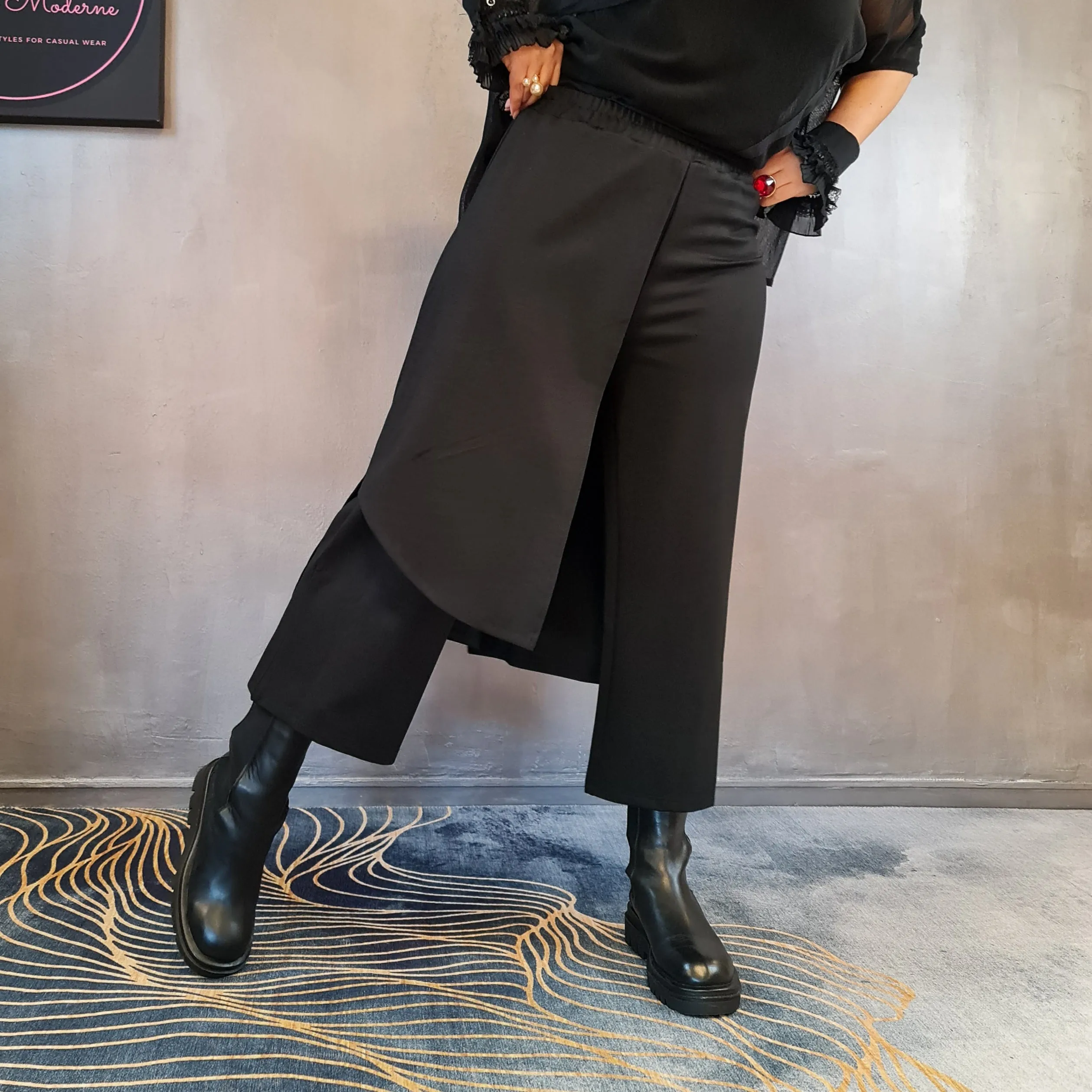 Simple Moderne Layered Wide Legged Pants