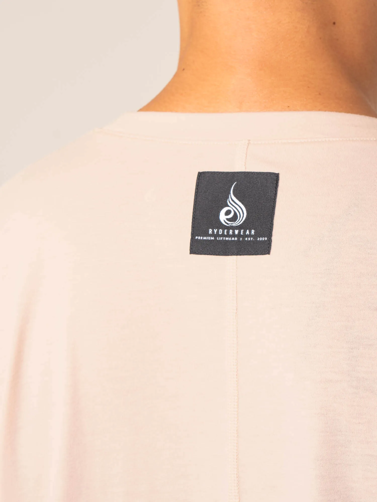 Terrain T-Shirt - Chalk